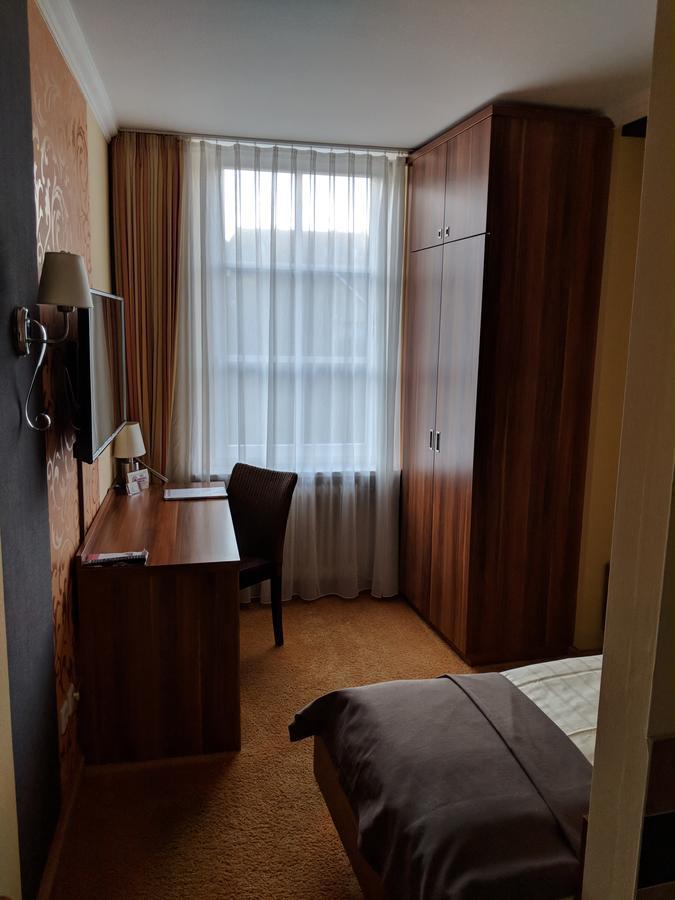 Dagstuhler Hof Hotel Wadern Buitenkant foto